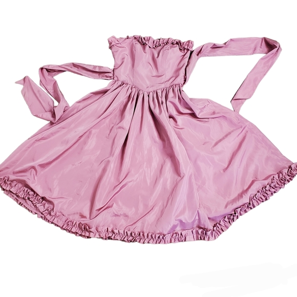 Hand made pink strapless prom dress with sweetheart neckline - Picture 10 of 14